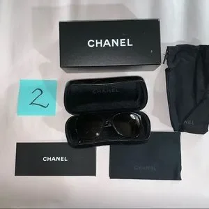 CHANEL | Accessories | 2 Chanel Tortoise Shell Butterfly  display picture 1